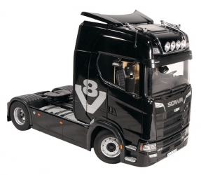 1019/51 Scania 730S 4x2 V8 Sattelzugmaschine Black with V8 decor 1:18